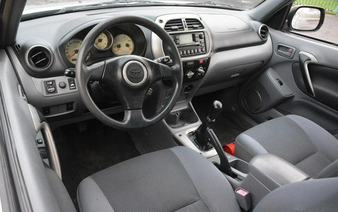 Toyota RAV4 cena 25300 przebieg: 229571, rok produkcji 2001 z Nowe Brzesko małe 254